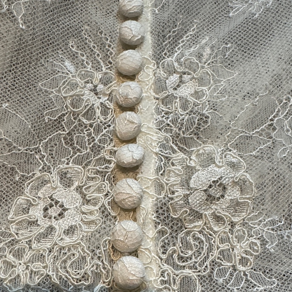 Martina Liana Cream Lace Top - Picture 4 of 6